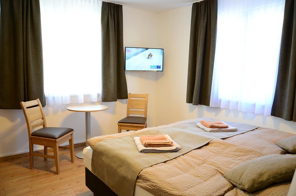 Apartment Haus Van Der Leij Русбах ам Пас Гшют Стая снимка